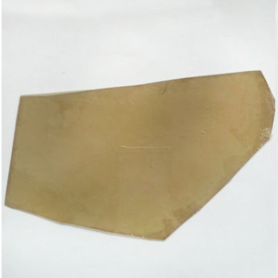 Onregelmatige vorm Transport Moscovit Mica Plaat met optimaal MgO-gehalte 0,3-5,4%